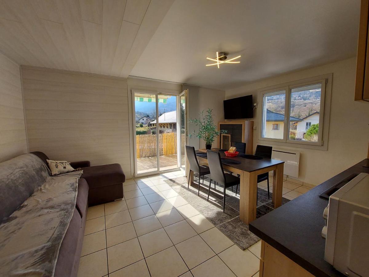 Entre Lac Et Montagne, Proche Centre De St Jorioz, Spacieux Et Confortable Appartement Avec Grande Terrasse Saint-Jorioz Esterno foto